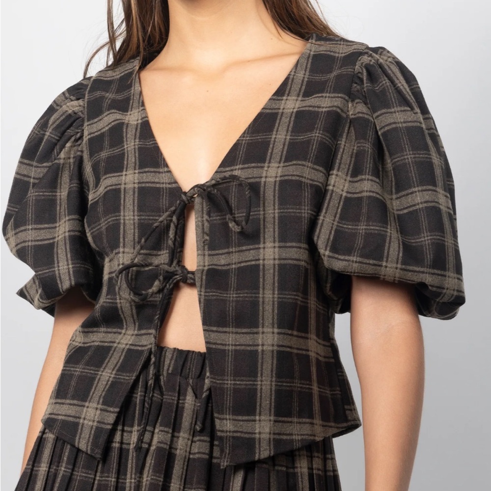 Sofie The Label Plaid Puff Sleeve Top With Front Tie Closure Size Small NWOT